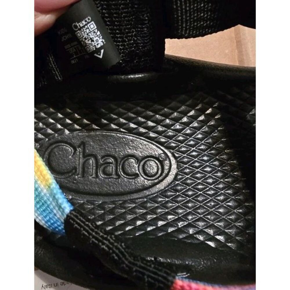 Kids Chaco Classic Sandal, Size 2 Tie Dye Rainbow - Picture 4 of 8